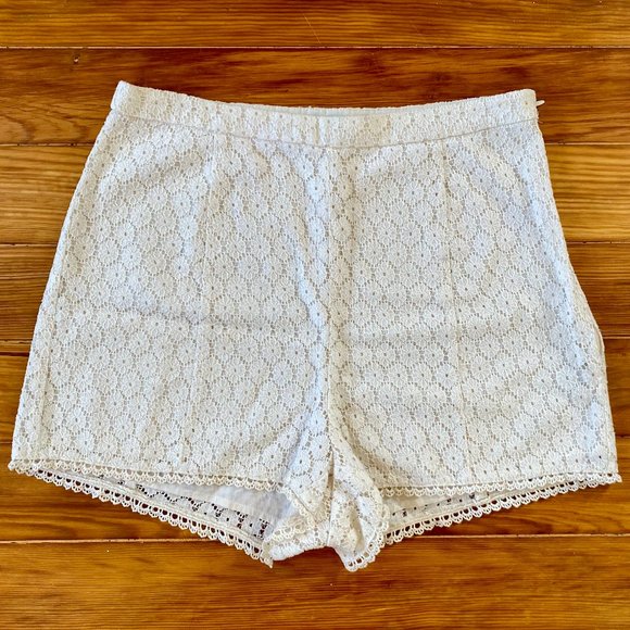 KIMCHI BLUE || CROCHET LACE HOT PANT - Picture 1 of 6
